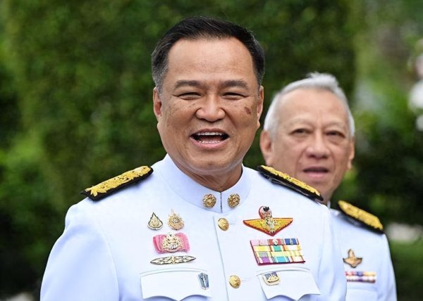 68配资 泰国政坛大洗牌! 华裔总理走马上任, 他信家族黯然离场